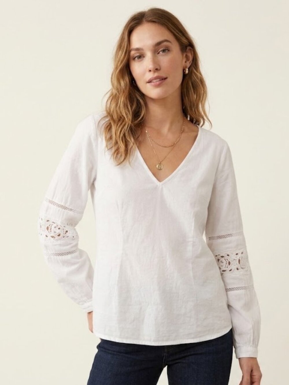 Maeve Anthropologie 100% Cotton Eyelet Lace Bishop Sleeve V-Neck Blouse Size 4